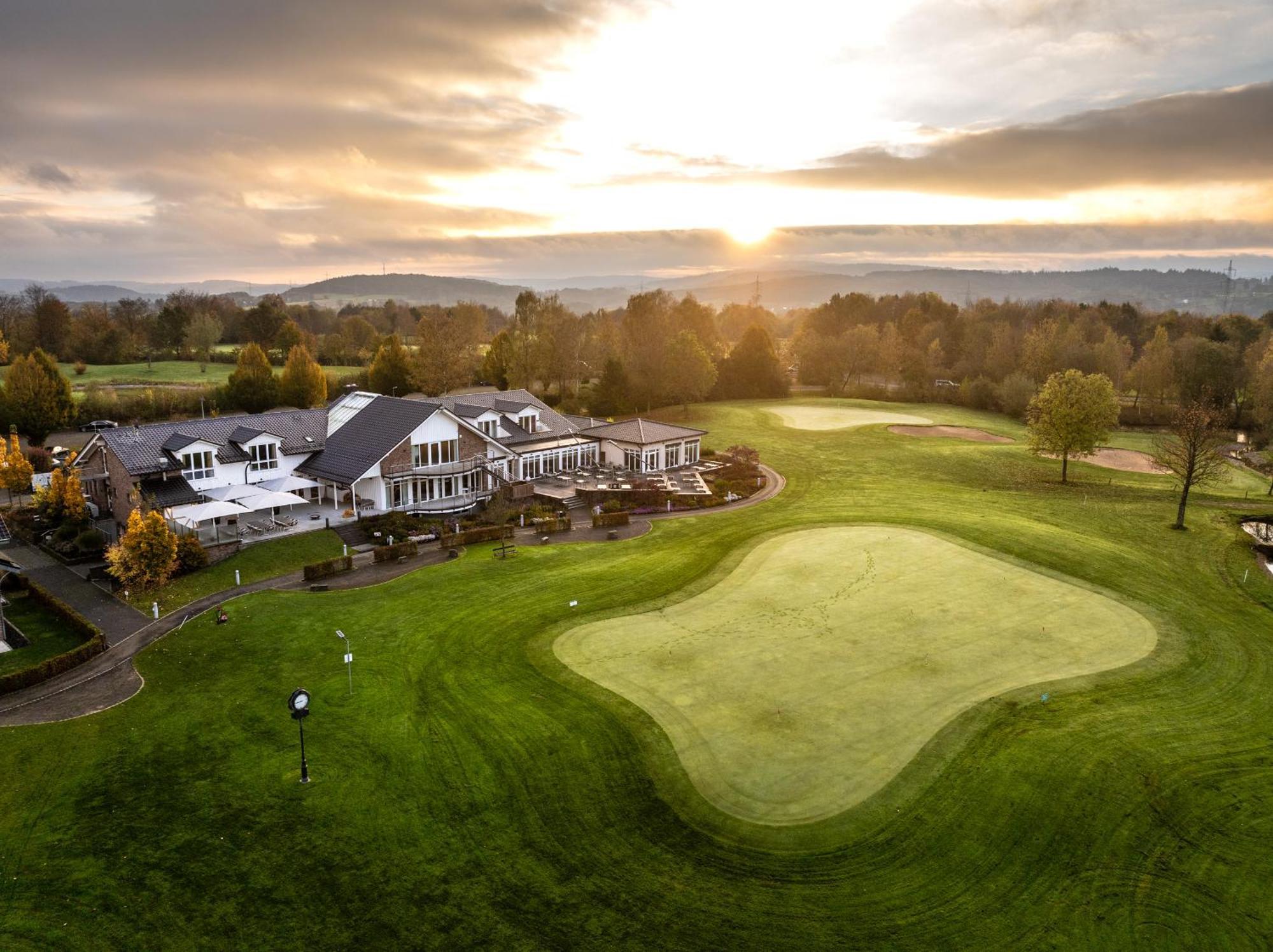 Gut Heckenhof Hotel & Golfresort An Der Sieg Gmbh & Co. Kg Eitorf Zewnętrze zdjęcie