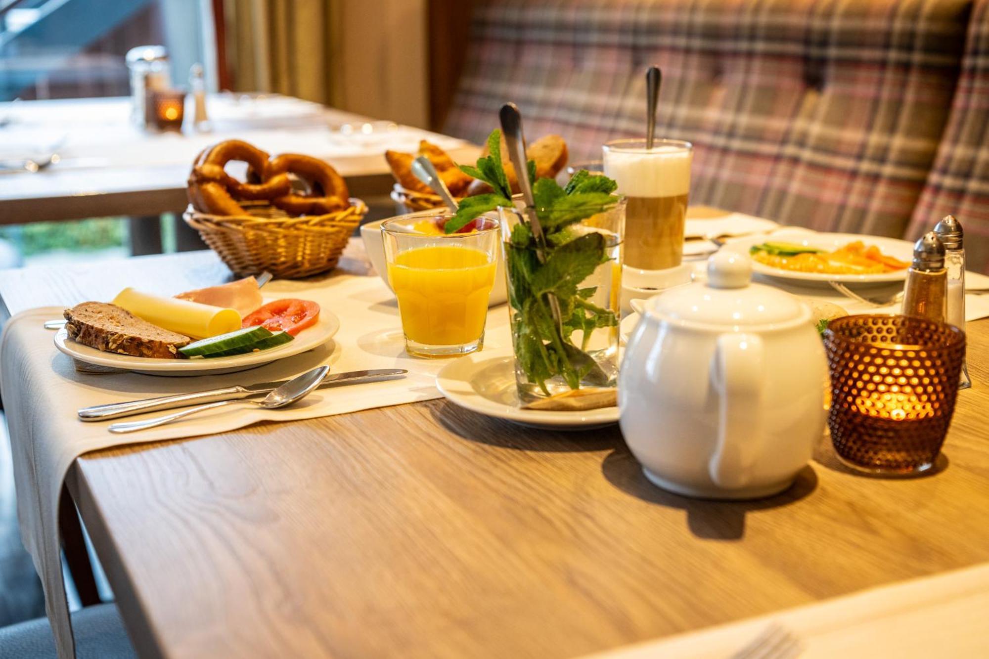Gut Heckenhof Hotel & Golfresort An Der Sieg Gmbh & Co. Kg Eitorf Zewnętrze zdjęcie