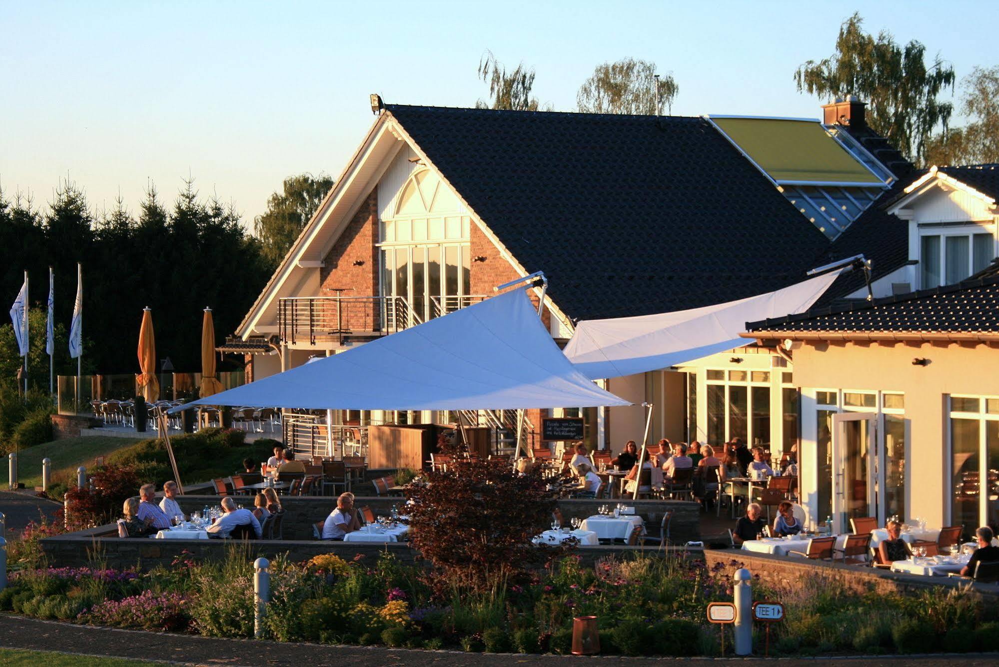 Gut Heckenhof Hotel & Golfresort An Der Sieg Gmbh & Co. Kg Eitorf Zewnętrze zdjęcie